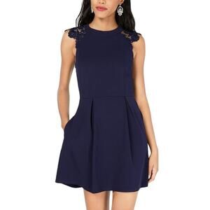 Speechless - Bodycon Lace Bodice Dress / s / Blue